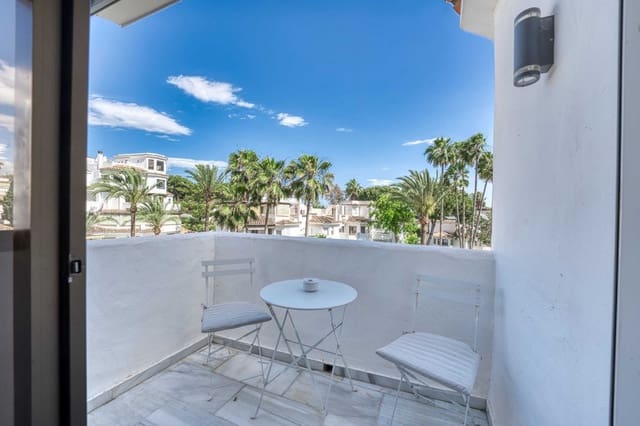 4 soverom Penthouse til salgs i Elviria, Marbella med svømmebasseng garasje - € 1 150 000 (Ref: 8589908)