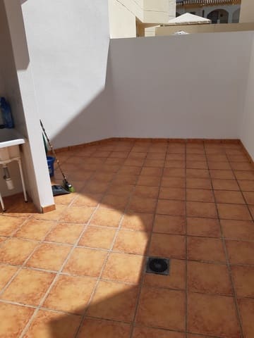 3 soveværelse Byhus til salg i Las Chapas, Marbella med swimmingpool garage - € 850.000 (Ref: 8600903)