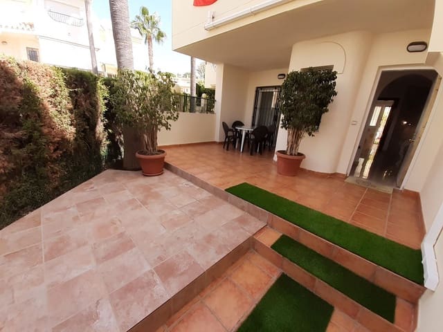 3 soveværelse Byhus til salg i Las Chapas, Marbella med swimmingpool garage - € 850.000 (Ref: 8600903)
