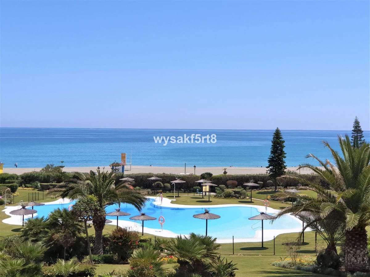 3 soveværelse Lejlighed til salg i La Duquesa / Puerto de la Duquesa med swimmingpool garage - € 639.000 (Ref: 8661972)