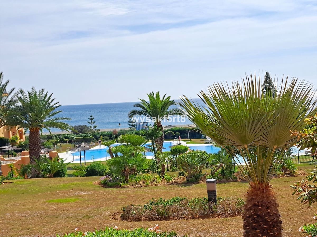 3 soveværelse Lejlighed til salg i La Duquesa / Puerto de la Duquesa med swimmingpool garage - € 639.000 (Ref: 8661972)