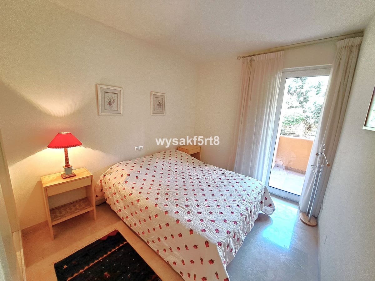 3 soveværelse Lejlighed til salg i La Duquesa / Puerto de la Duquesa med swimmingpool garage - € 639.000 (Ref: 8661972)