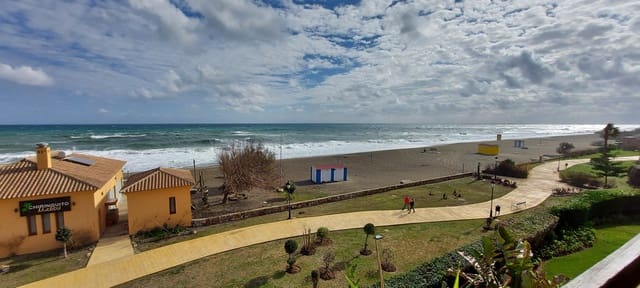 2 soverom Leilighet til salgs i La Duquesa / Puerto de la Duquesa, Manilva med svømmebasseng garasje - € 575 000 (Ref: 8661974)