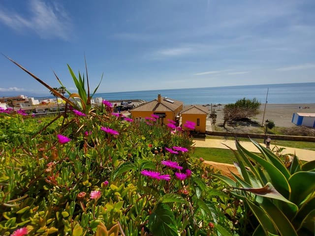 2 soverom Leilighet til salgs i La Duquesa / Puerto de la Duquesa, Manilva med svømmebasseng garasje - € 575 000 (Ref: 8661974)