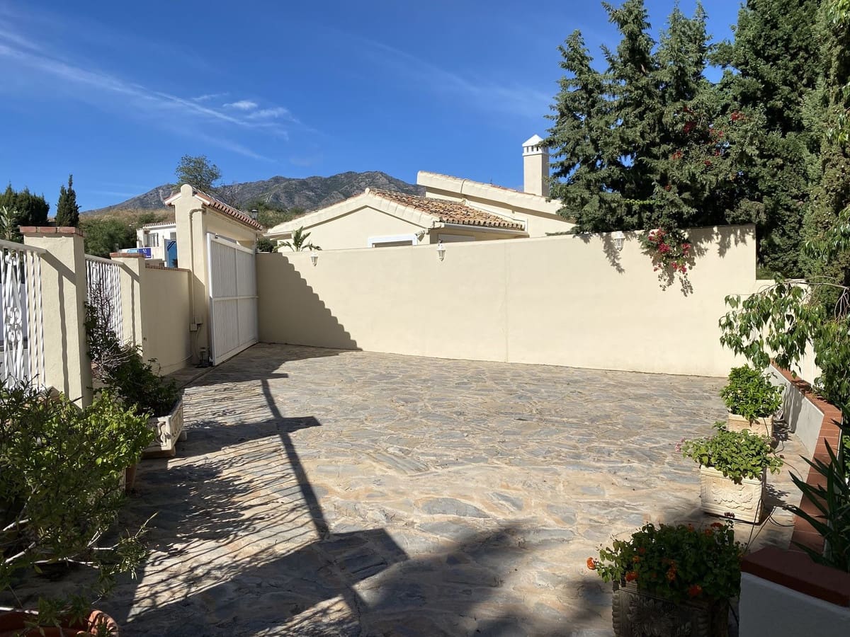 4 soveværelse Villa til salg i Campo Mijas med swimmingpool garage - € 745.000 (Ref: 8692361)