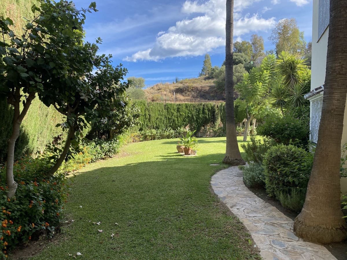 4 soveværelse Villa til salg i Campo Mijas med swimmingpool garage - € 745.000 (Ref: 8692361)