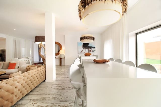 4 soveværelse Villa til salg i La Atalaya, Villanueva de Algaidas med swimmingpool garage - € 2.400.000 (Ref: 8700845)