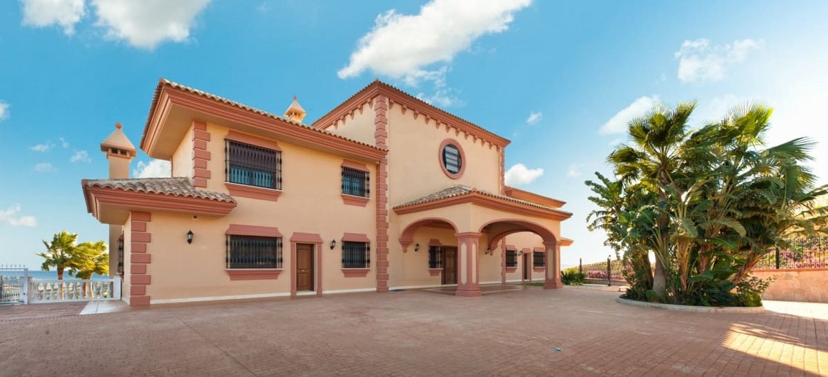 7 soveværelse Villa til salg i La Cala de Mijas med swimmingpool garage - € 5.600.000 (Ref: 8708924)