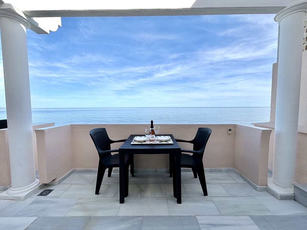 2 chambre Penthouse à vendre à Estepona avec piscine - 798 000 € (Ref: 8709497)