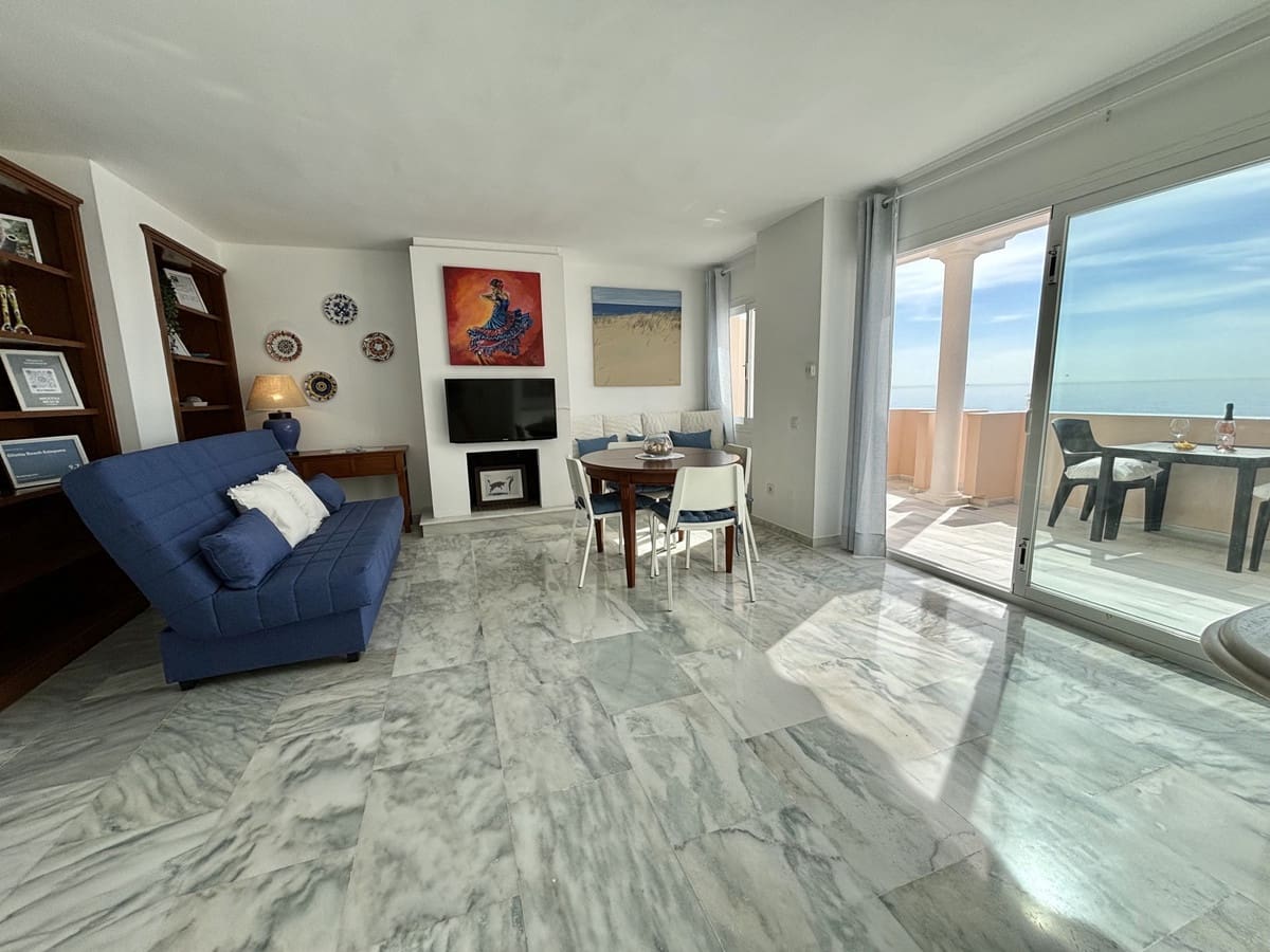 2 chambre Penthouse à vendre à Estepona avec piscine - 798 000 € (Ref: 8709497)