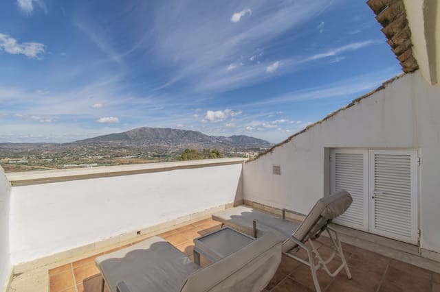 3 soveværelse Penthouse til salg i La Cala de Mijas, Mijas med swimmingpool garage - € 525.000 (Ref: 8710078)