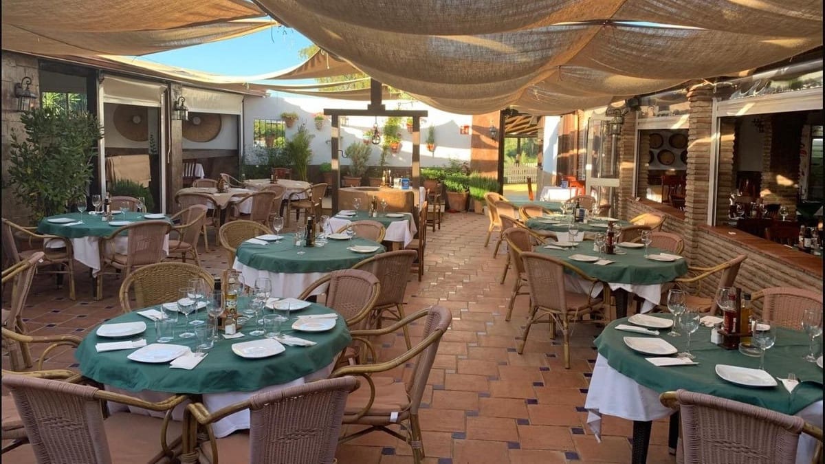 1 soveværelse Villa til salg i New Golden Mile - € 2.000.000 (Ref: 8728854)