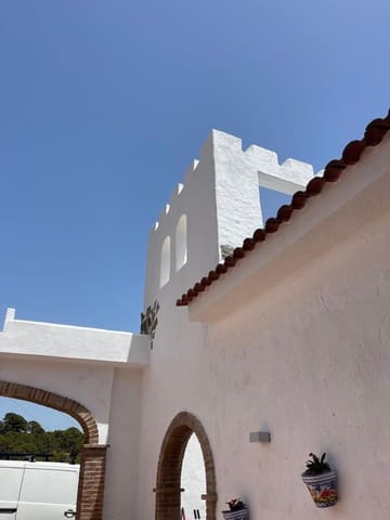 5 quarto Quinta/Casa Rural para venda em Estepona com piscina - 1 300 000 € (Ref: 8728855)