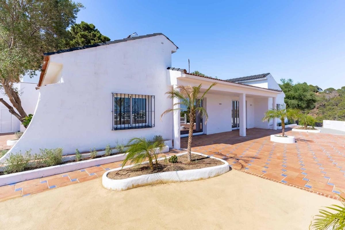 5 camera da letto Finca/Casa di Campagna in vendita in Estepona con piscina - 1.300.000 € (Rif: 8728855)
