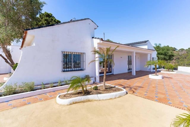 5 quarto Quinta/Casa Rural para venda em Estepona com piscina - 1 300 000 € (Ref: 8728855)