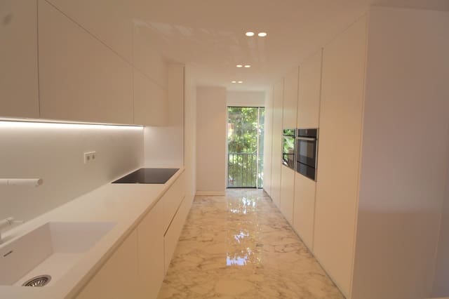 3 soverom Penthouse til salgs i La Atalaya, Villanueva de Algaidas med svømmebasseng garasje - € 1 050 000 (Ref: 8736155)