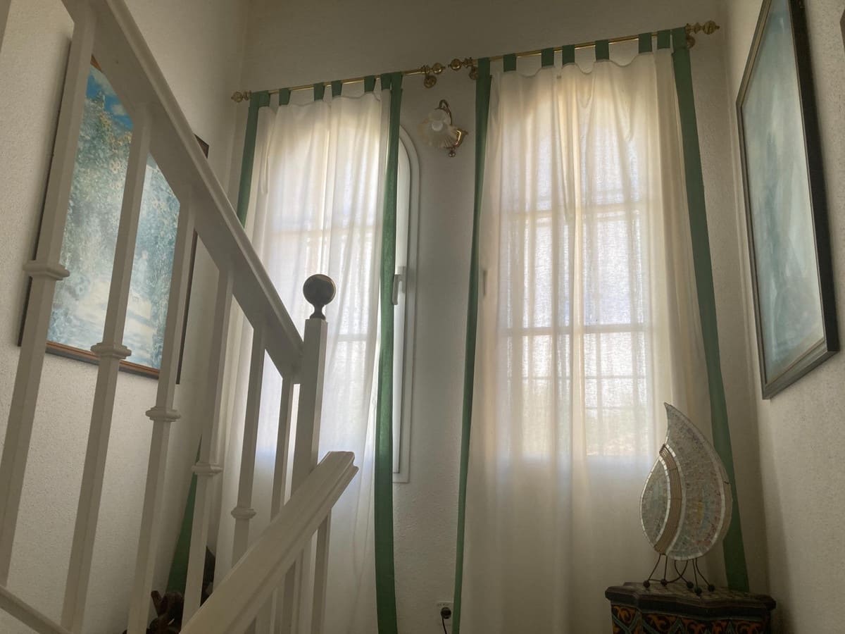 4 soverom Villa til salgs i New Golden Mile med svømmebasseng - € 2 100 000 (Ref: 8736157)