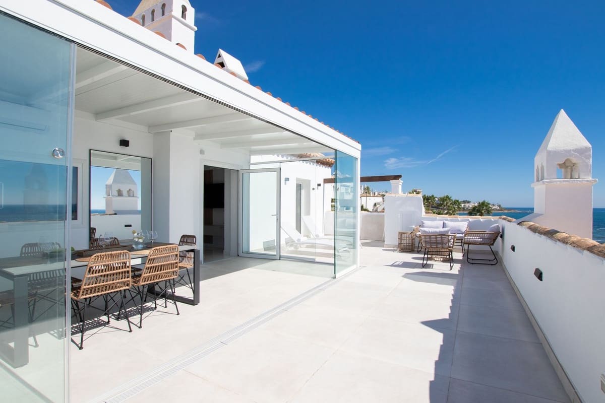 3 quarto Penthouse para venda em Calahonda com piscina garagem - 1 575 000 € (Ref: 8751813)