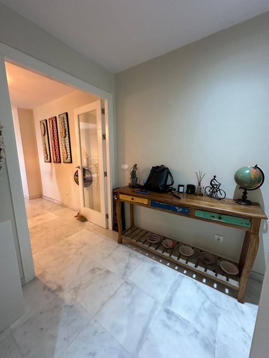 3 quarto Apartamento para venda em New Golden Mile com piscina garagem - 390 000 € (Ref: 8756849)