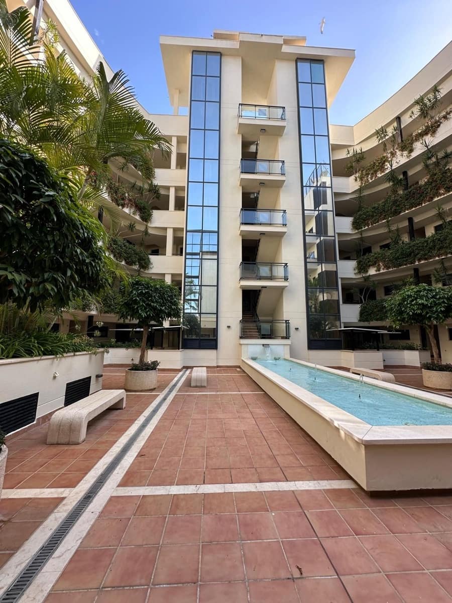 3 quarto Apartamento para venda em New Golden Mile com piscina garagem - 390 000 € (Ref: 8756849)