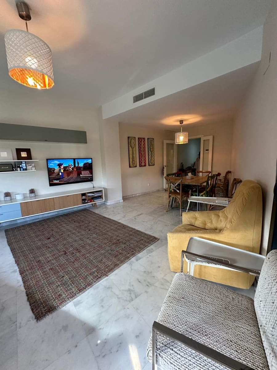 3 quarto Apartamento para venda em New Golden Mile com piscina garagem - 390 000 € (Ref: 8756849)