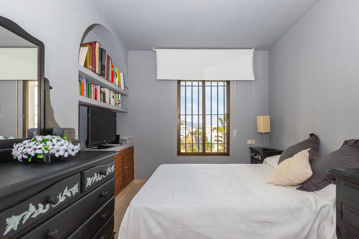 4 camera da letto Casa in vendita in Estepona con piscina garage - 955.000 € (Rif: 8774601)