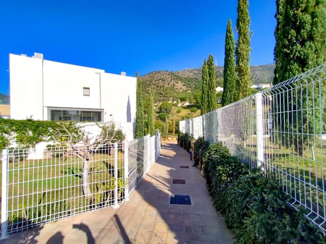 4 chambre Maison de Ville à vendre à Mijas avec piscine garage - 950 000 € (Ref: 8776891)