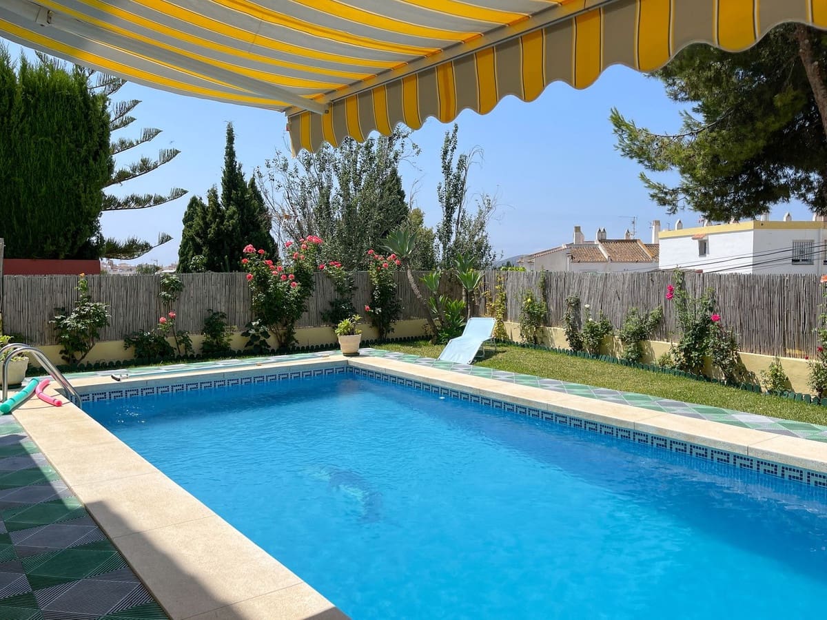 4 chambre Villa/Maison à vendre à Mijas avec piscine garage - 680 000 € (Ref: 8782191)