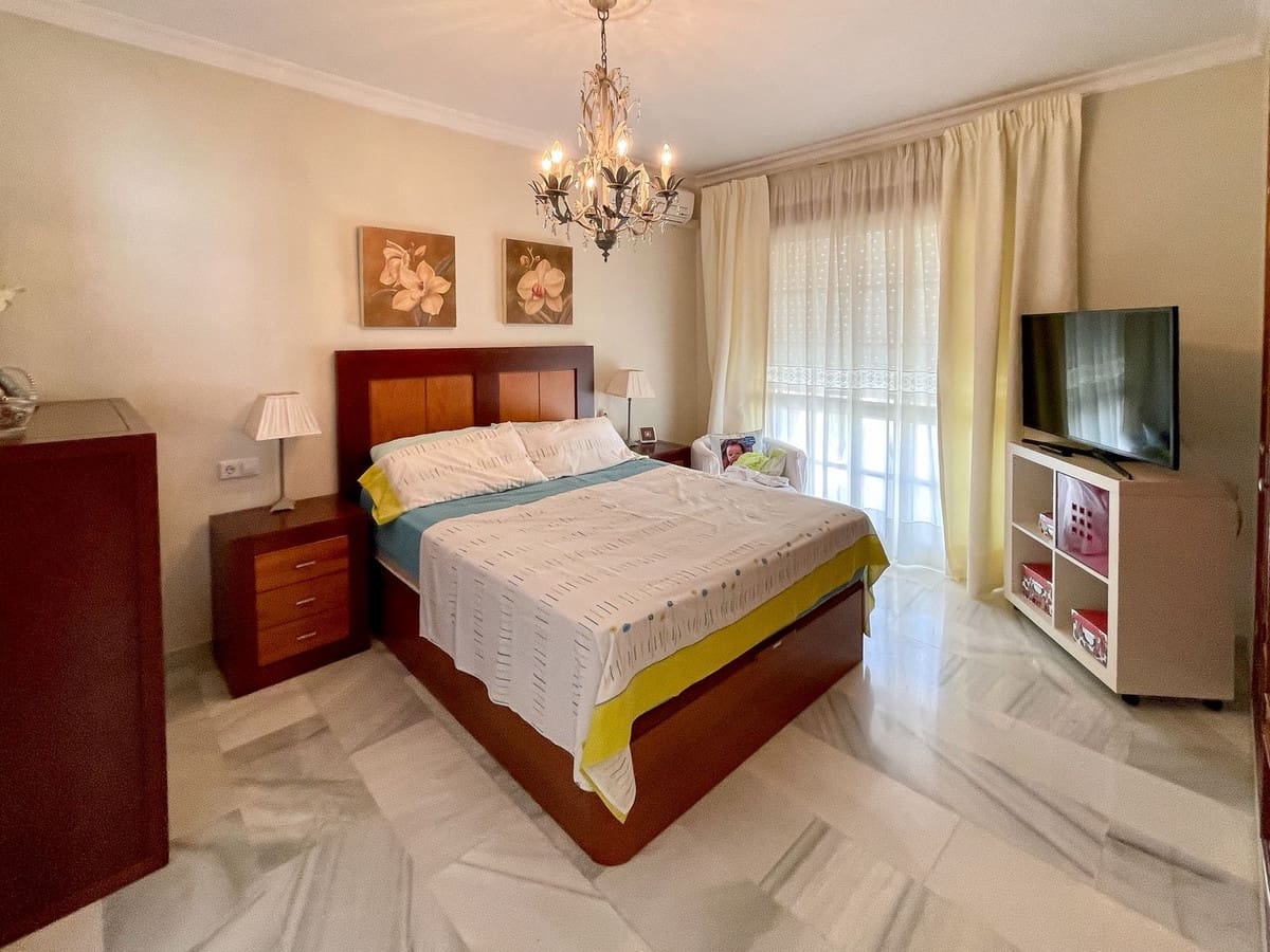 4 chambre Villa/Maison à vendre à Mijas avec piscine garage - 680 000 € (Ref: 8782191)