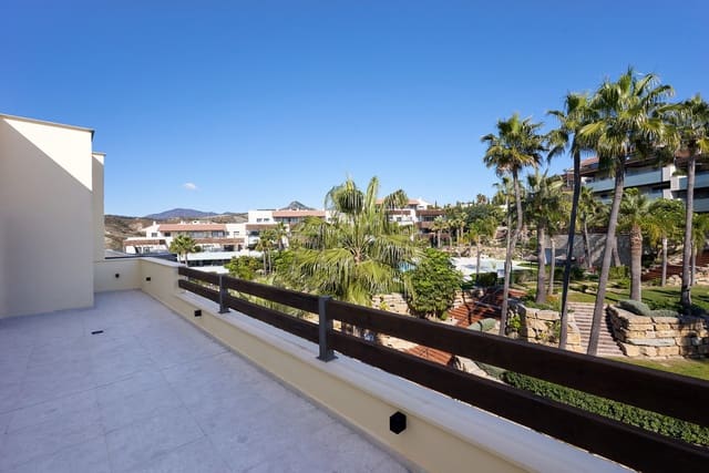 3 soverom Penthouse til salgs i Bel-Air, Estepona med svømmebasseng garasje - € 1 395 000 (Ref: 8785543)