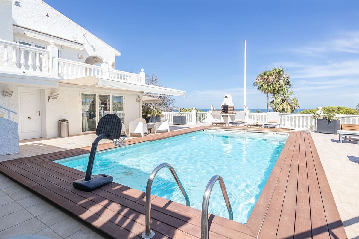 6 soveværelse Villa til salg i La Cala de Mijas med swimmingpool garage - € 1.275.000 (Ref: 8846968)