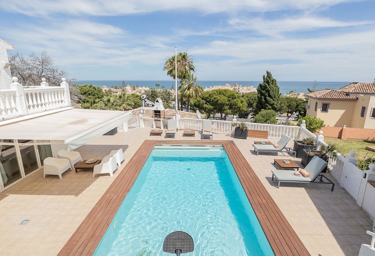 6 soveværelse Villa til salg i La Cala de Mijas med swimmingpool garage - € 1.275.000 (Ref: 8846968)