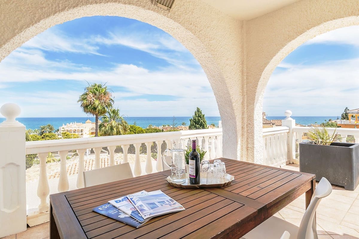 6 soveværelse Villa til salg i La Cala de Mijas med swimmingpool garage - € 1.275.000 (Ref: 8846968)