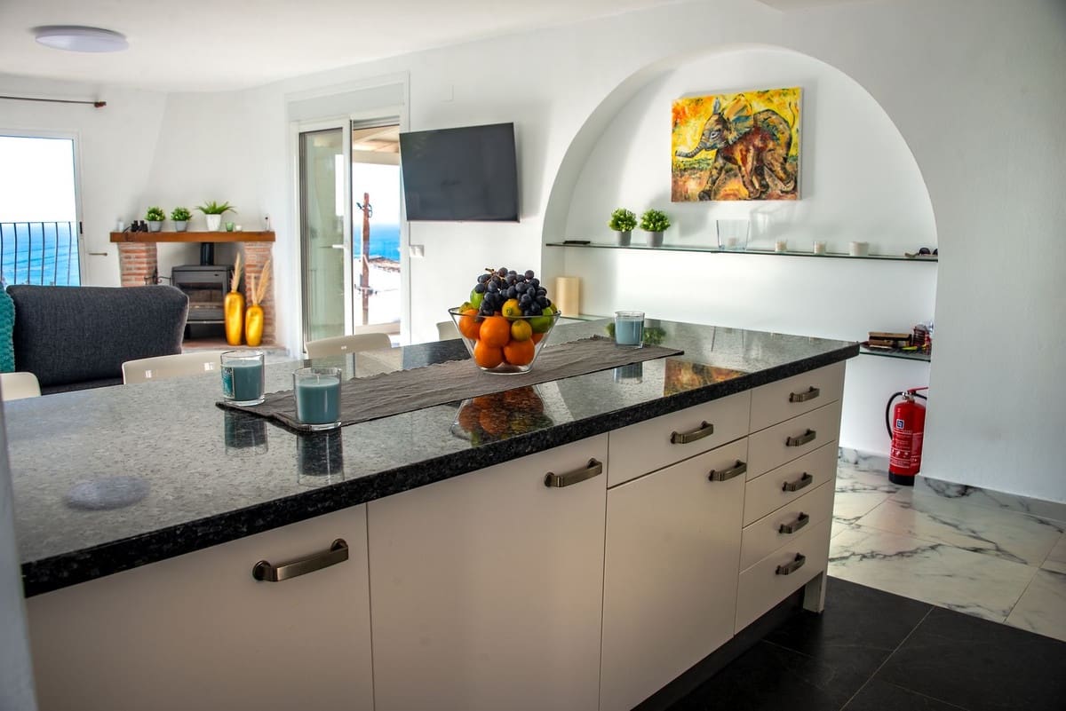 5 sypialnia Willa na sprzedaż w La Cala de Mijas z basenem garażem - 1 375 000 € (Ref: 8848693)