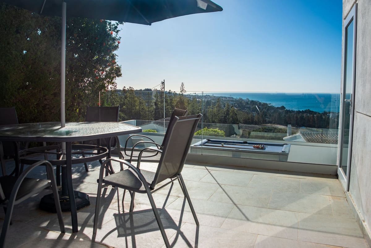 5 sypialnia Willa na sprzedaż w La Cala de Mijas z basenem garażem - 1 375 000 € (Ref: 8848693)