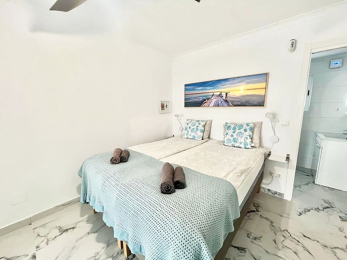 5 sypialnia Willa na sprzedaż w La Cala de Mijas z basenem garażem - 1 375 000 € (Ref: 8848693)