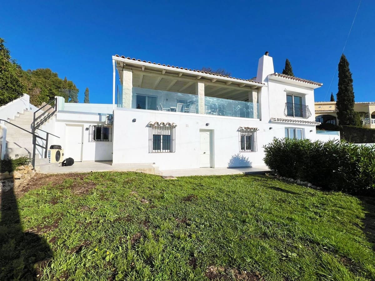 5 sypialnia Willa na sprzedaż w La Cala de Mijas z basenem garażem - 1 375 000 € (Ref: 8848693)