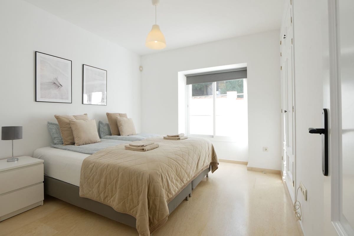 6 soveværelse Villa til salg i La Cala de Mijas med swimmingpool garage - € 1.300.000 (Ref: 8848694)