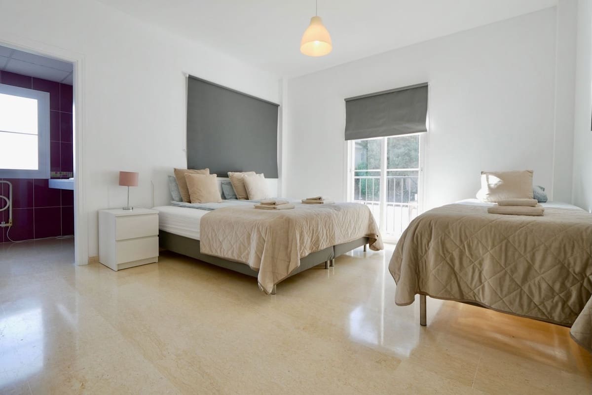 6 soveværelse Villa til salg i La Cala de Mijas med swimmingpool garage - € 1.300.000 (Ref: 8848694)