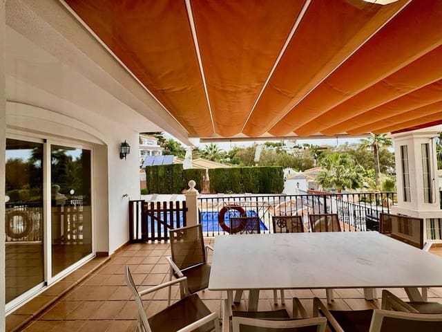 6 soveværelse Villa til salg i La Cala de Mijas, Mijas med swimmingpool garage - € 1.300.000 (Ref: 8848694)
