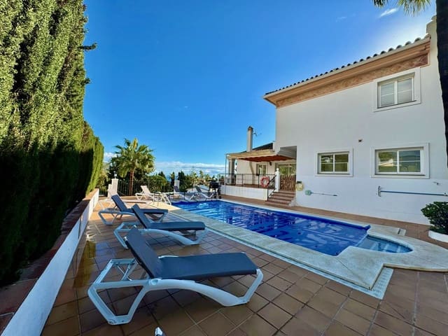 6 soveværelse Villa til salg i La Cala de Mijas, Mijas med swimmingpool garage - € 1.300.000 (Ref: 8848694)