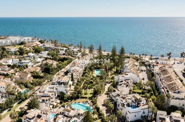 3 soveværelse Lejlighed til salg i San Pedro de Alcantara, Marbella med swimmingpool garage - € 1.299.000 (Ref: 8863050)