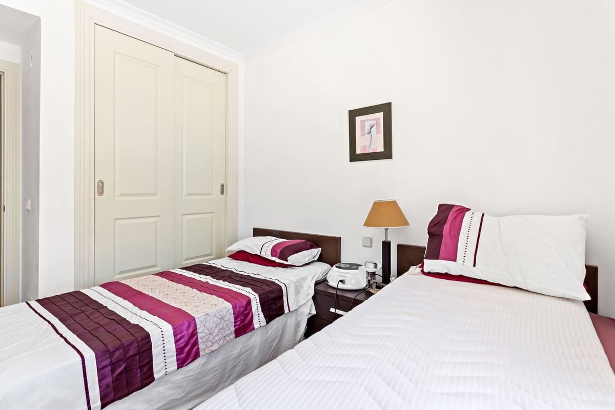 3 soveværelse Lejlighed til salg i Bahia de Casares med swimmingpool garage - € 535.000 (Ref: 8863280)