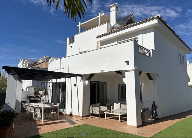 4 camera da letto Villa in vendita in Nueva Andalucia, Marbella con piscina garage - 1.200.000 € (Rif: 8866385)