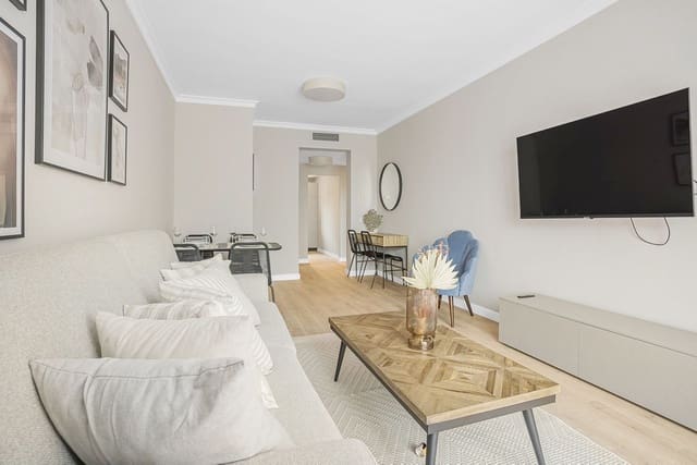 2 quarto Apartamento para venda em El Paraíso, Benahavís com piscina garagem - 349 000 € (Ref: 8918287)