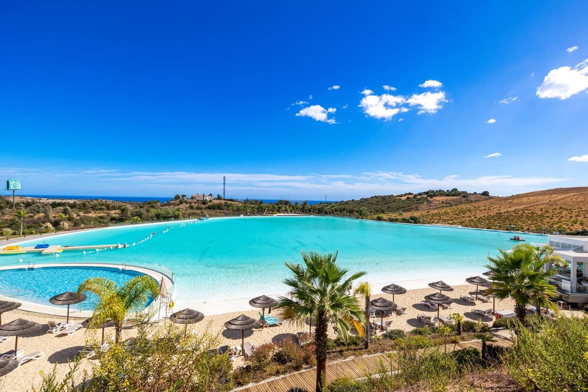 2 quarto Apartamento para venda em Casares com piscina garagem - 390 000 € (Ref: 8922628)