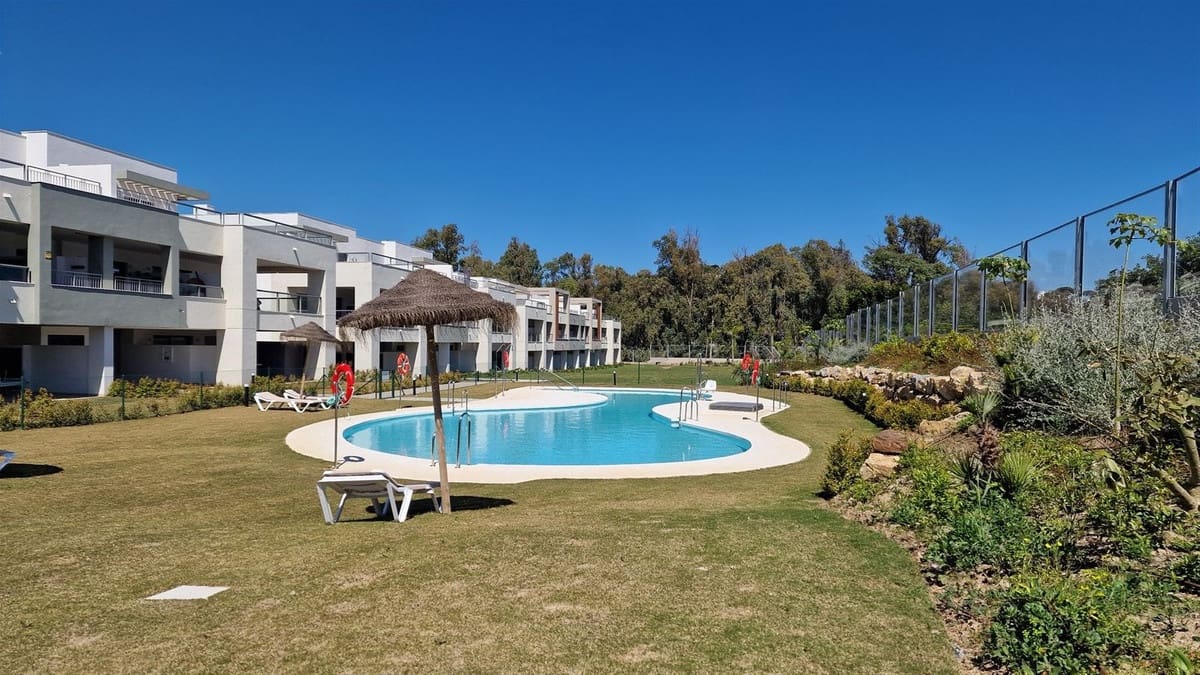 3 bedroom Apartment for sale in Bahia de Casares with pool garage - € 435,000 (Ref: 8927863)
