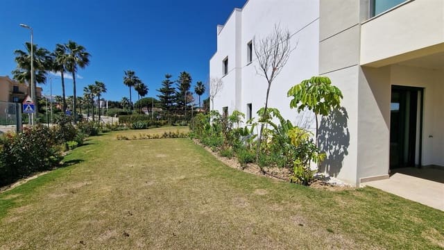 3 makuuhuone Huoneisto myytävänä paikassa Bahia de Casares, Casares mukana uima-altaan 
autotalli - 435 000 € (Ref: 8927863)