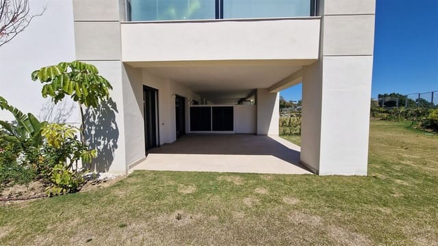 3 makuuhuone Huoneisto myytävänä paikassa Bahia de Casares, Casares mukana uima-altaan 
autotalli - 435 000 € (Ref: 8927863)