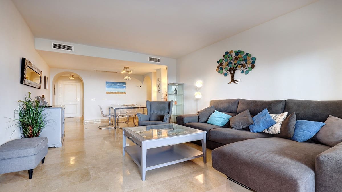 3 soveværelse Lejlighed til salg i San Luis de Sabinillas med swimmingpool garage - € 350.000 (Ref: 8927865)